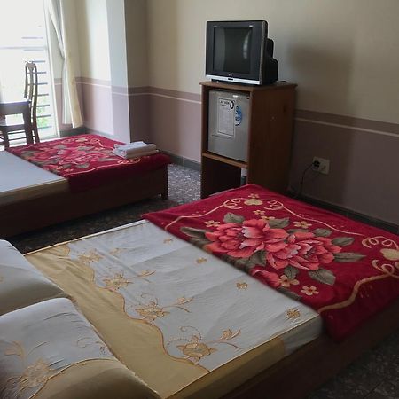 Hôtel Kim Hoan Ngoc à Pleiku Extérieur photo